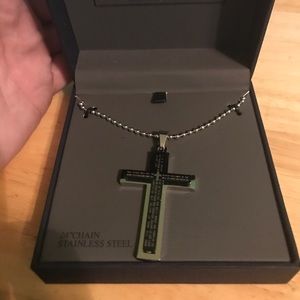 Men’s stainless steal cross necklace